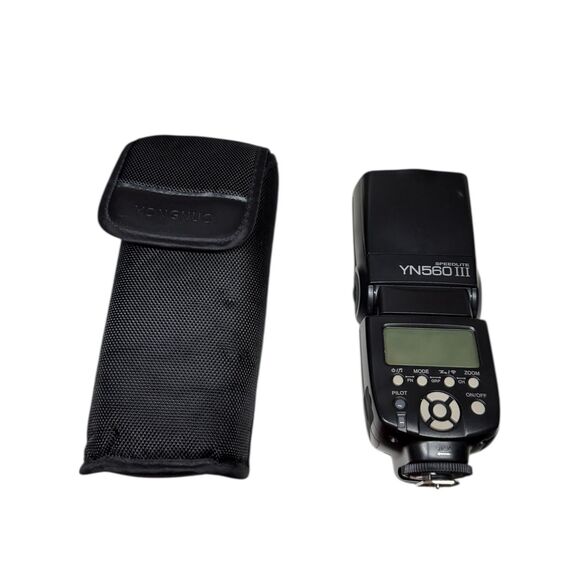 YONGNUO Speedlite YN-560-III Shoe Mount Flash for Canon/Fuji/Nikon - Picture 1 of 4